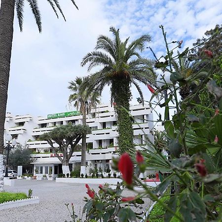 Rais Hotel Algiers Exterior photo